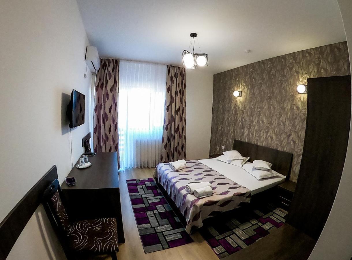 Motel Infinit Targu Jiu Exterior photo